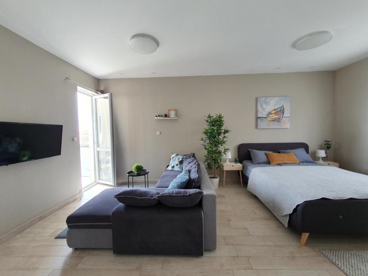 Apartment Danijela 诺瓦利娅 外观 照片