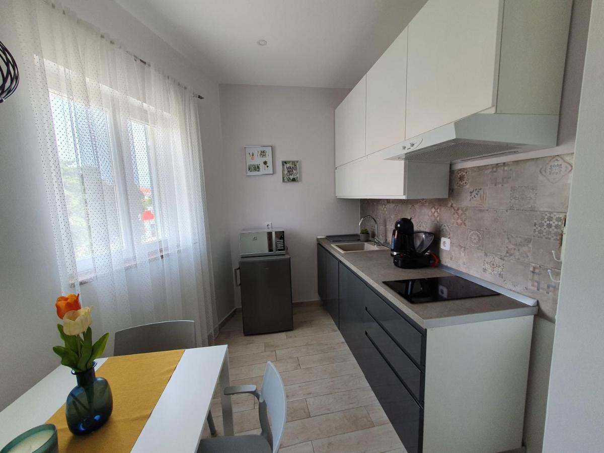 Apartment Danijela 诺瓦利娅 外观 照片